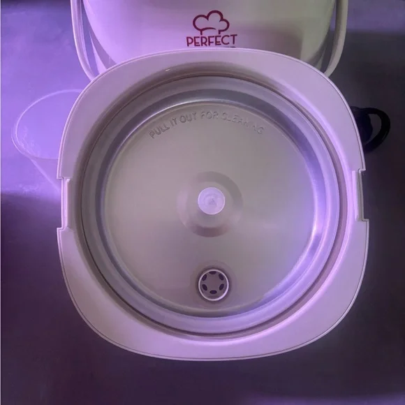 Mini (7inch) Rice Cooker - Picture 3 of 5